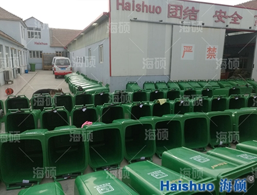 240L�͏N����Ͱ